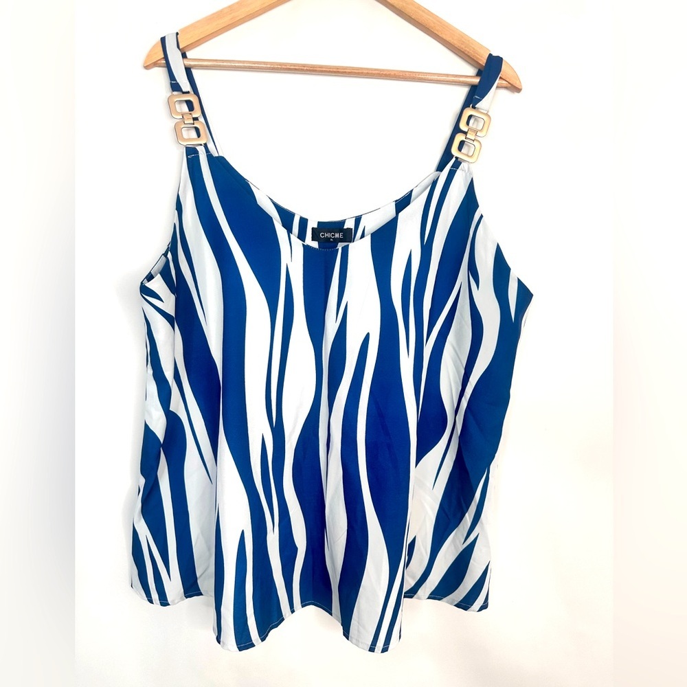CHICME Blue and White sleeveless‎ top size XL